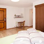 Haus Tyrol Apartament See