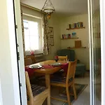 Haus Tyrol Apartament *