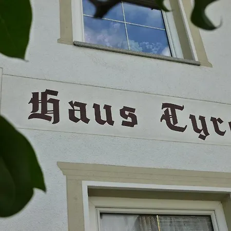 Апартаменты Haus Tyrol *