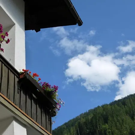 דירה Haus Tyrol *