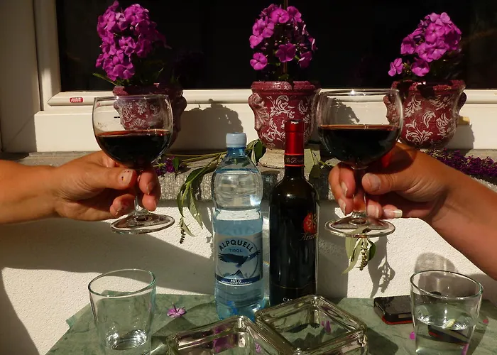 Haus Tyrol アパート