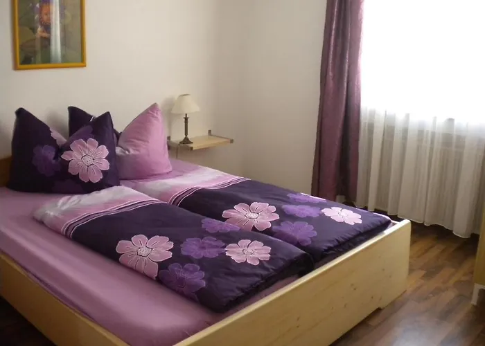 Haus Tyrol アパート