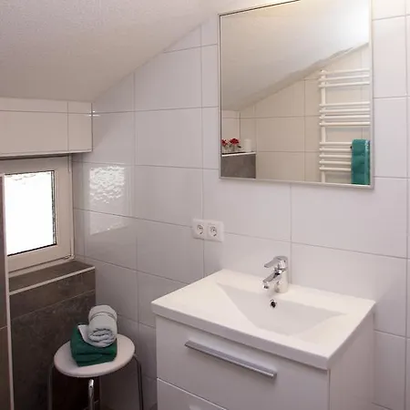 Haus Tyrol Apartament See